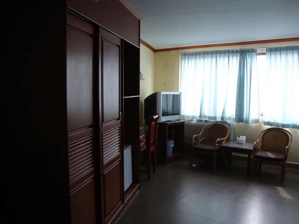 Thai Hotel Krabi Exterior photo